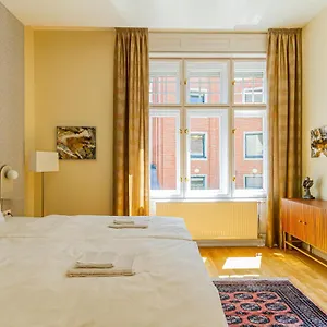 bengt-apartment-kiraly-str-luxury-suite.inbudapesthotels.com/